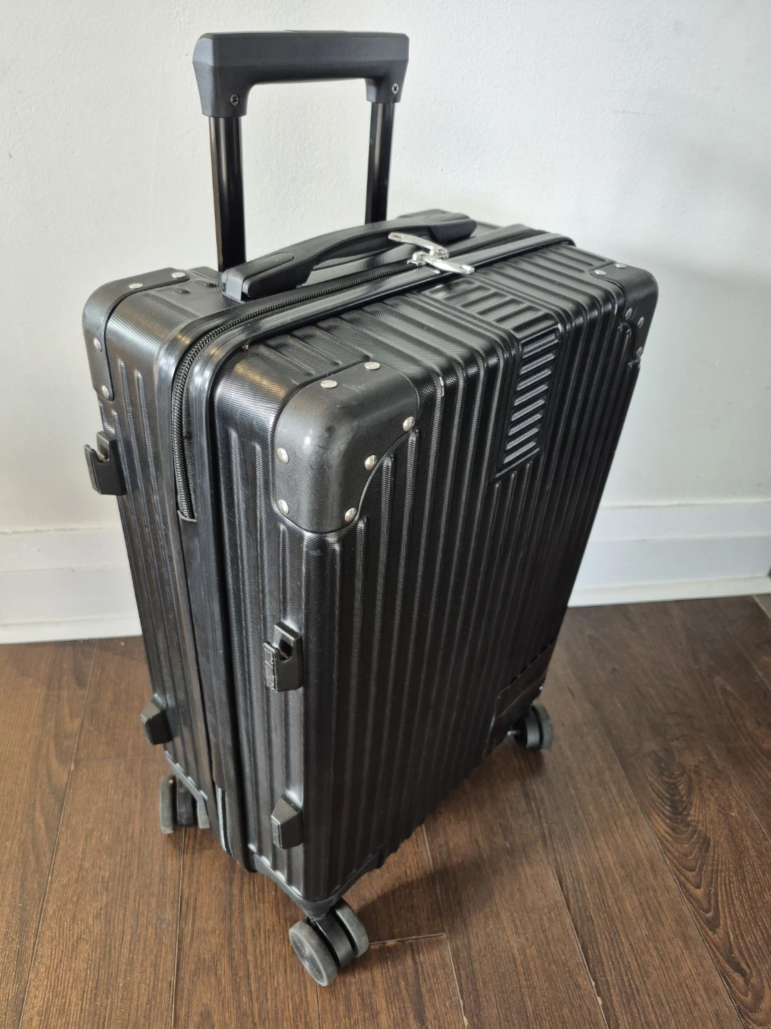 Hardshell Carry On Luggage