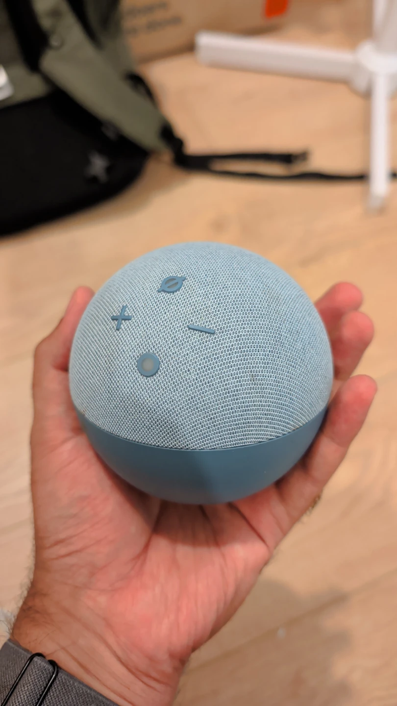 Amazon Echo Dot (4th Gen) Smart Speaker - Glacier White - photo 2