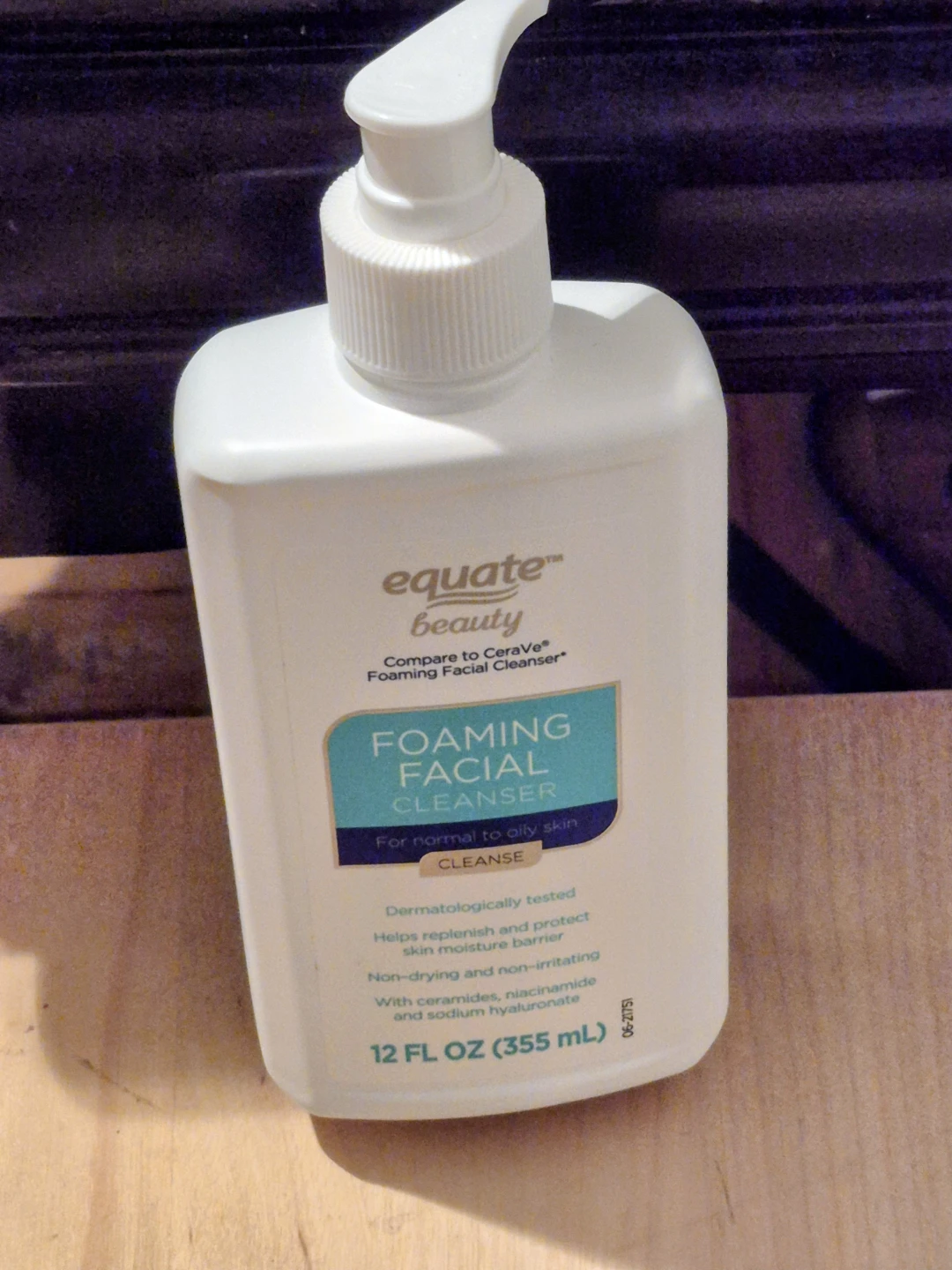 BNIB)Equate Beauty Foaming Facial Cleanser 12 fl oz