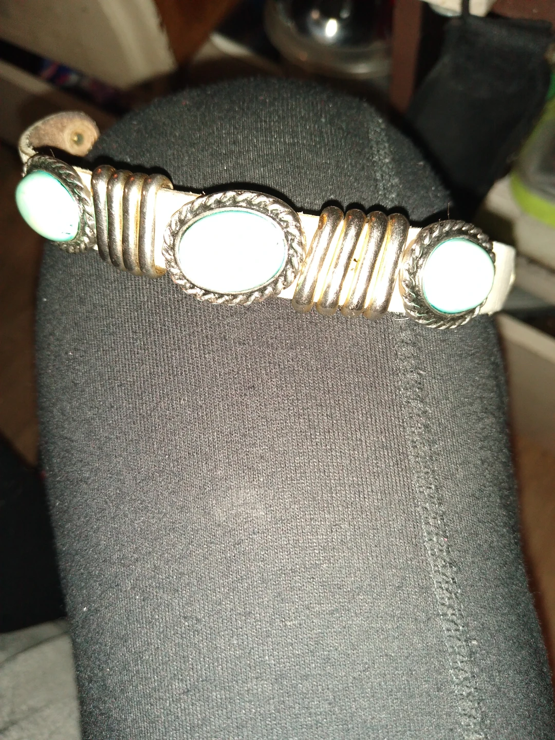 Vintage Navajo leather and turquoise bracelet - photo 2