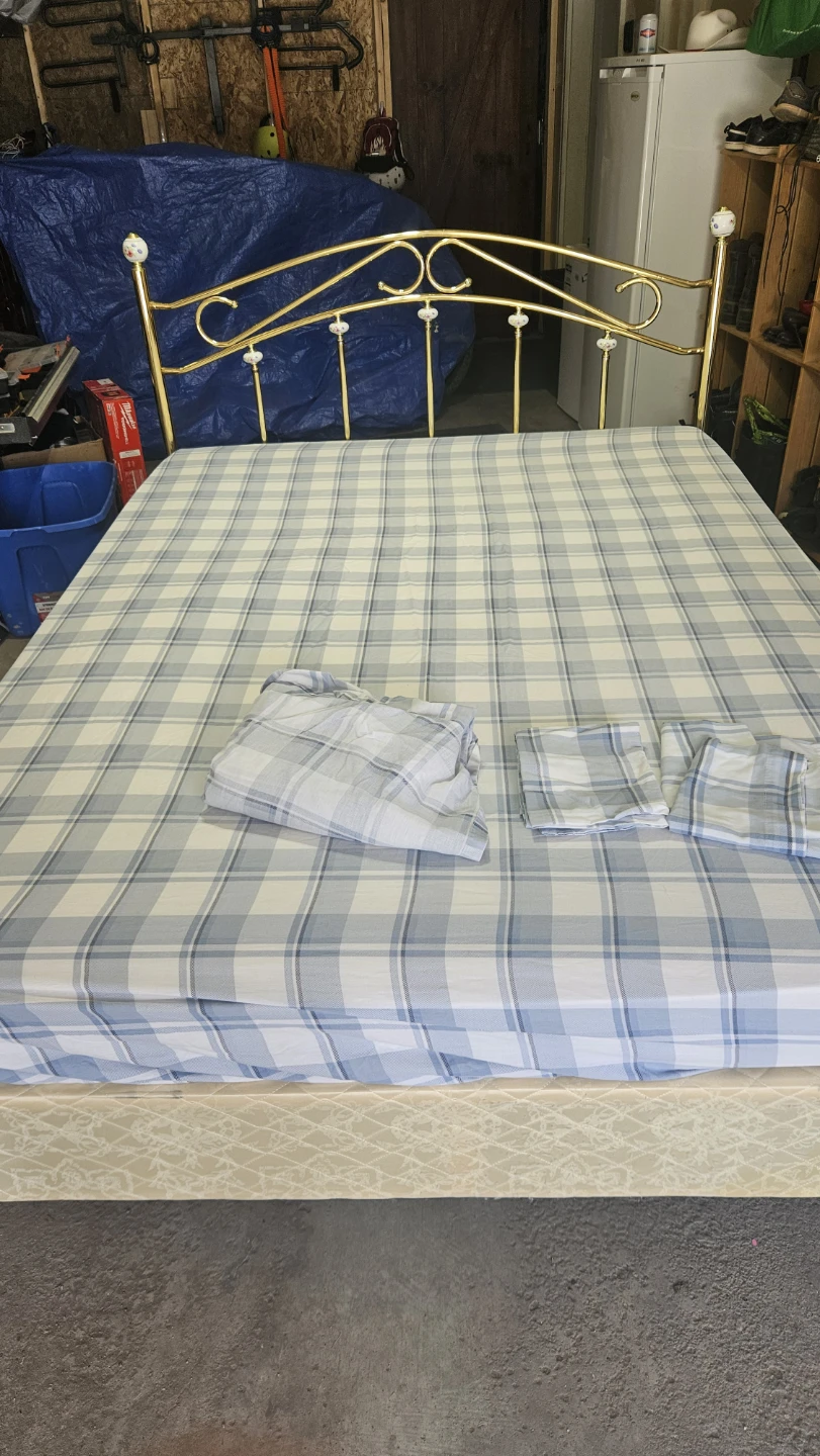 Contour Collection Caroline Gold Metal Bed Frame
