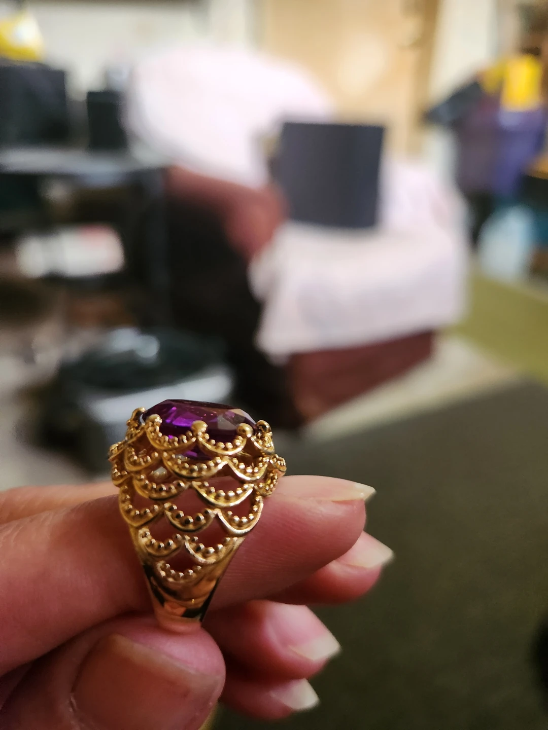 VINTAGE 10KT GOLD AMETHYST RING - photo 4
