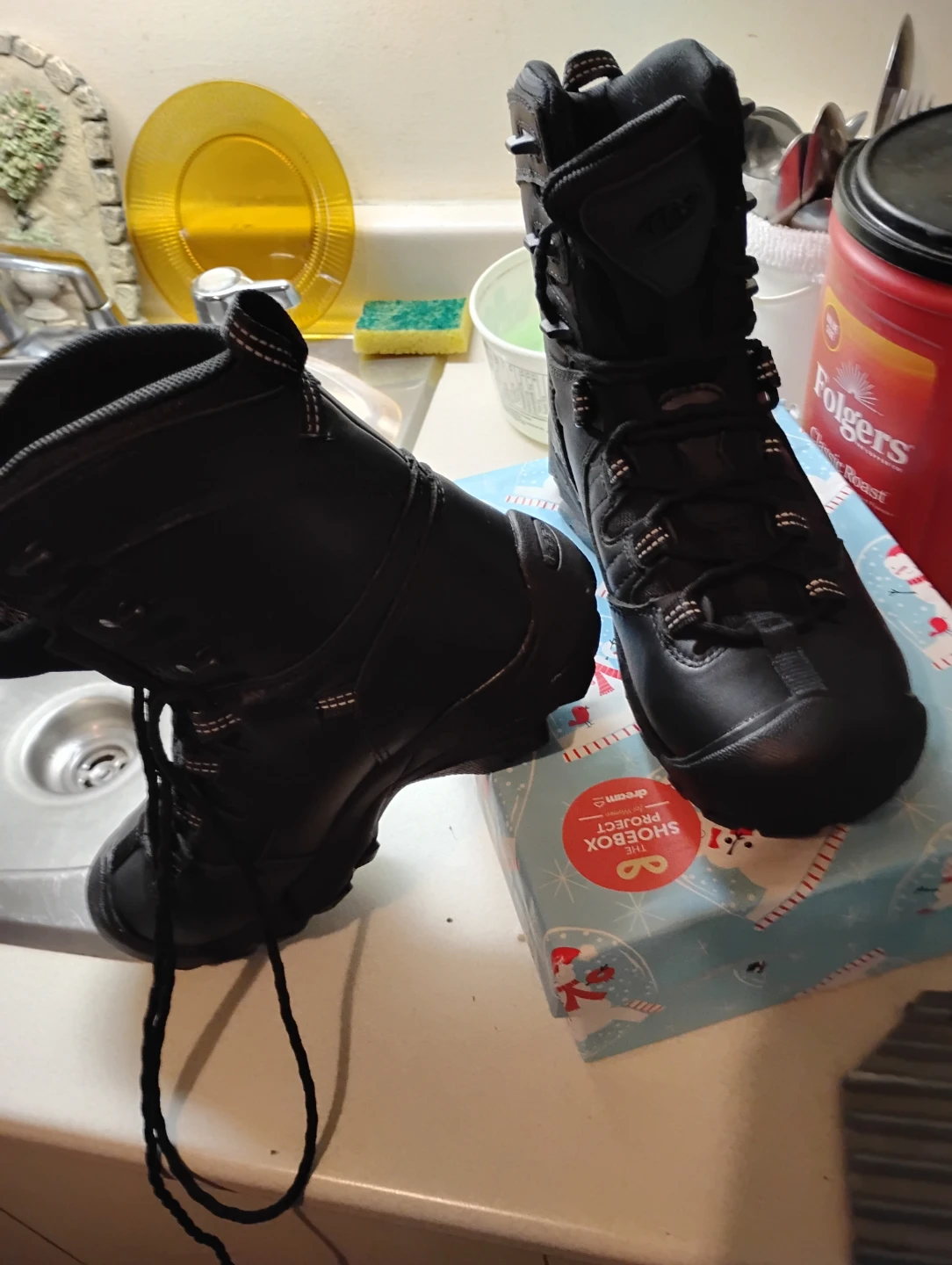 Black Keen Boots Size 7 US