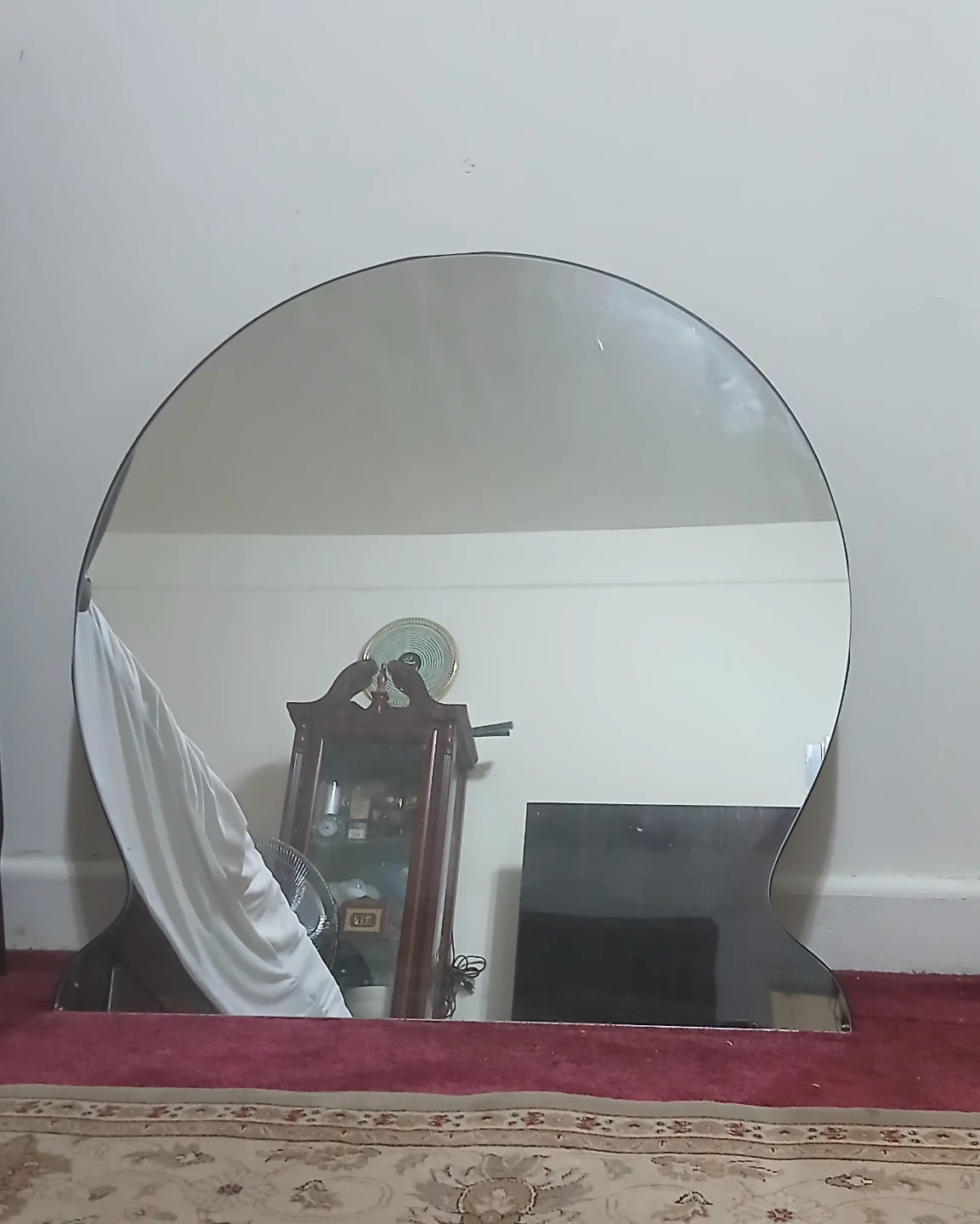 Large Circular Tabletop Mirror🏈