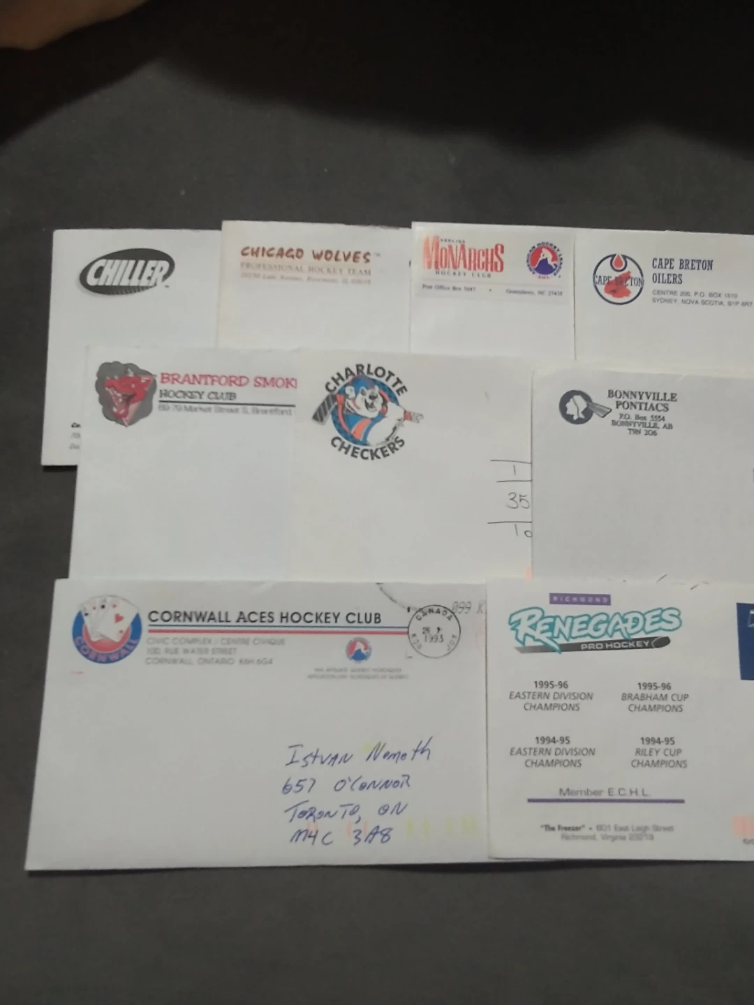 Nearly 500 envelopes from defunct hockey teams and leagues - photo 4