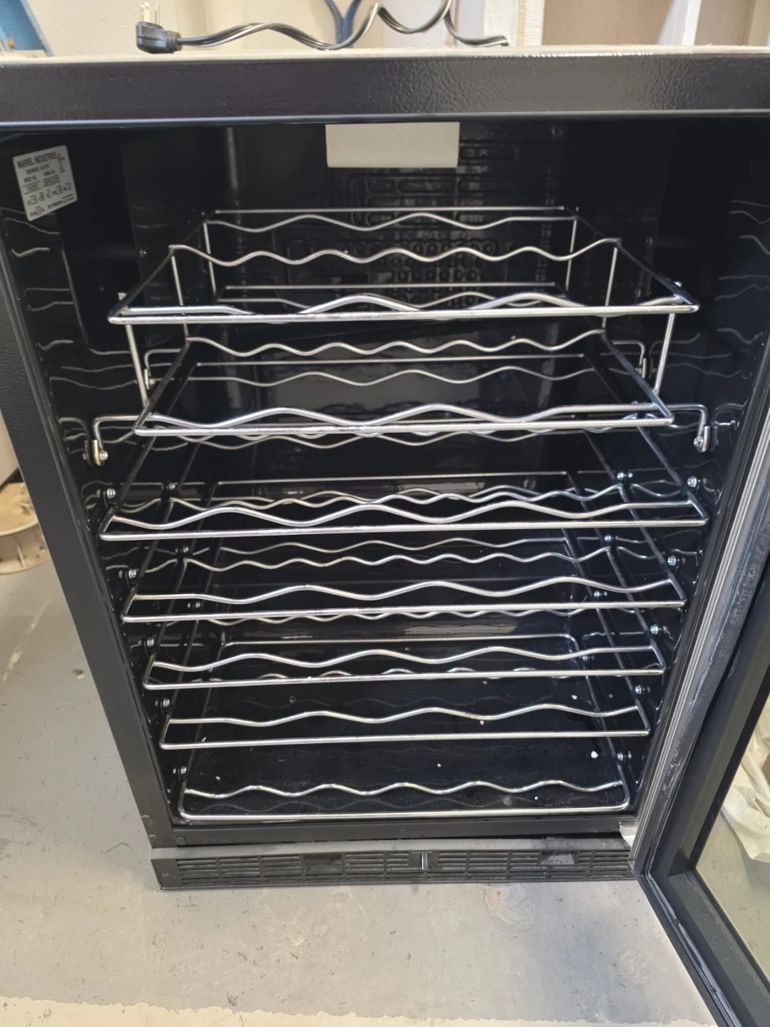 Marvel Wine Refrigerator - photo 2