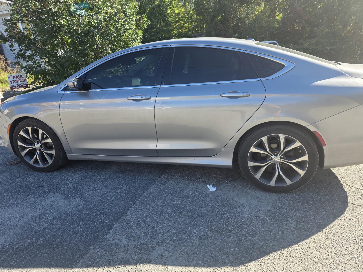 Chrysler 200c AWD Sedan - photo 2
