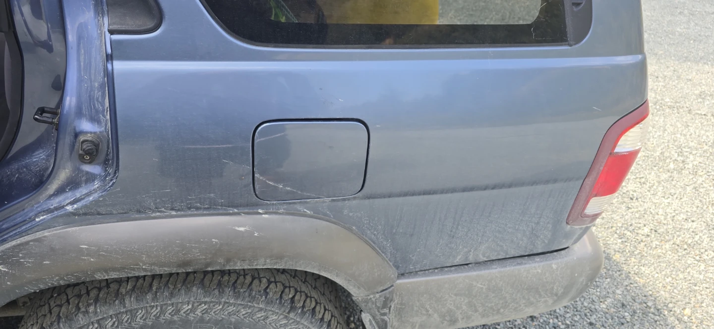 Nissan pathfinder 2000