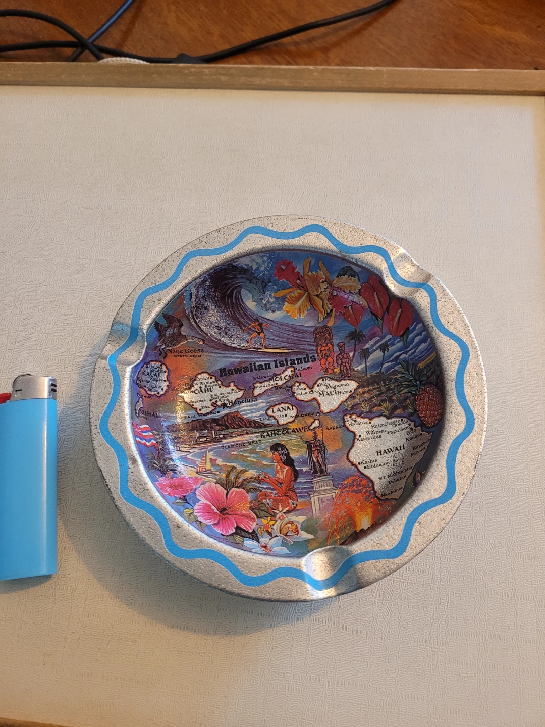 Vintage Hawaiian Islands Ashtray