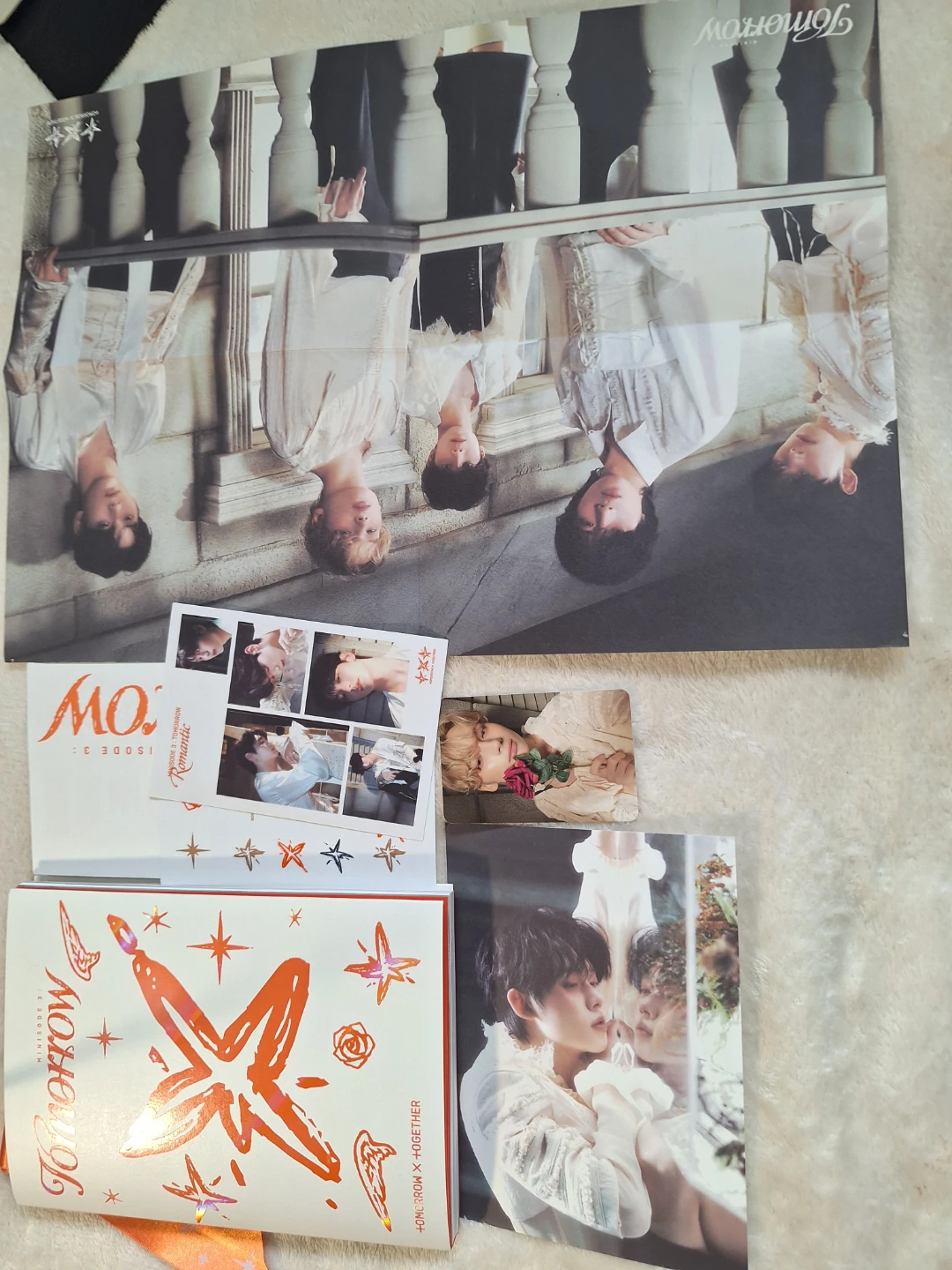TOMORROW X TOGETHER (TXT) - MINISODE 3: TOMORROW( ROMANTIC ver.) - photo 4
