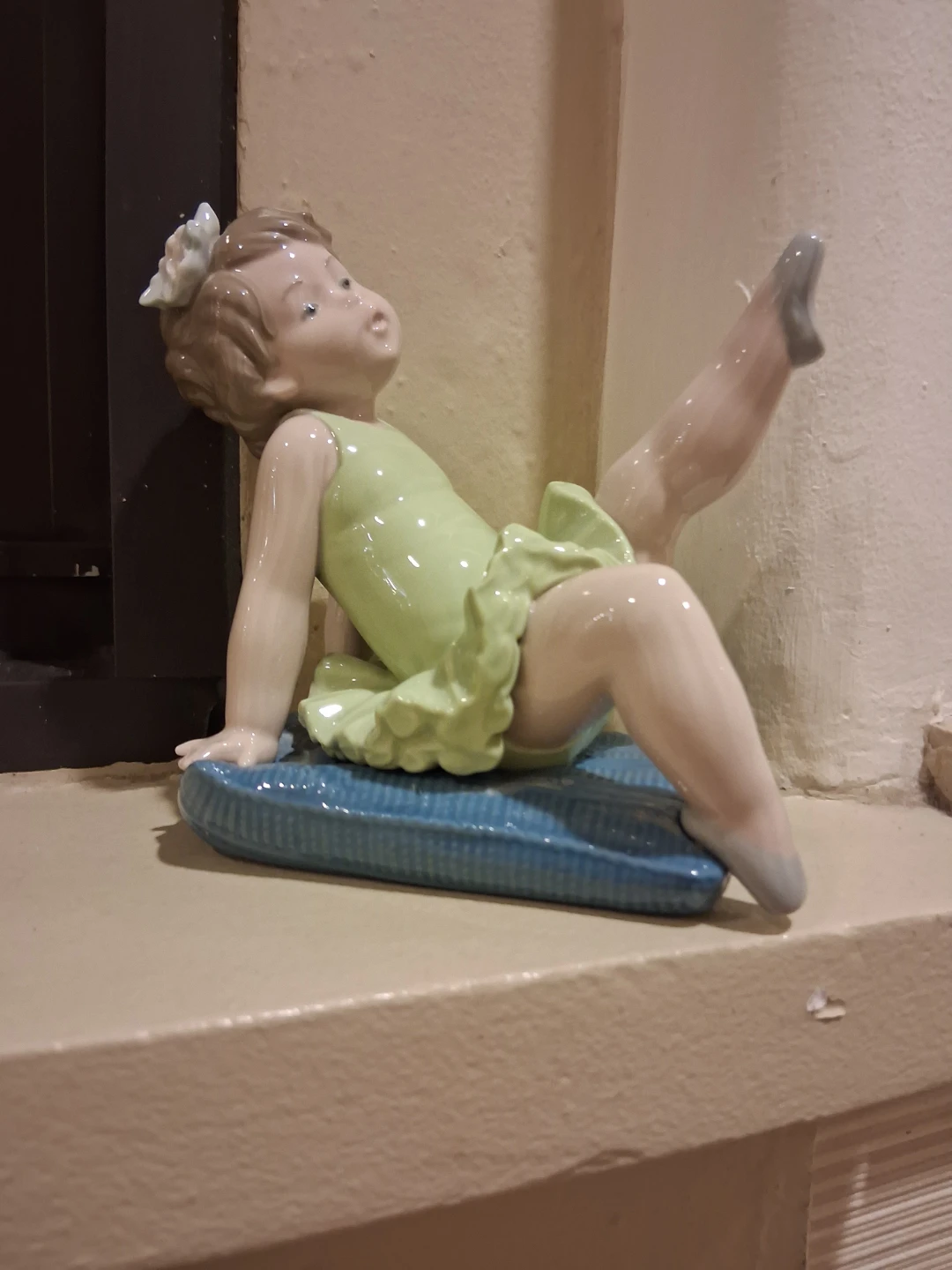 Lladro Porcelain Ballerina Figurine - photo 3