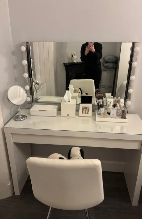White Vanity Desk with Lighted Mirror