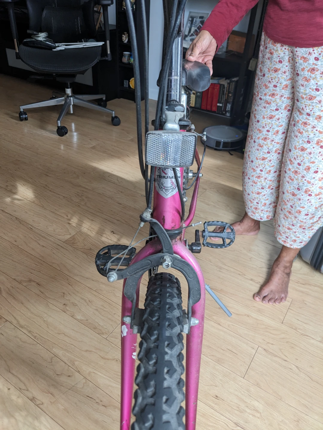 MUST GO THIS WEEK! Laser Triumph Pink Mountain Bike - photo 3