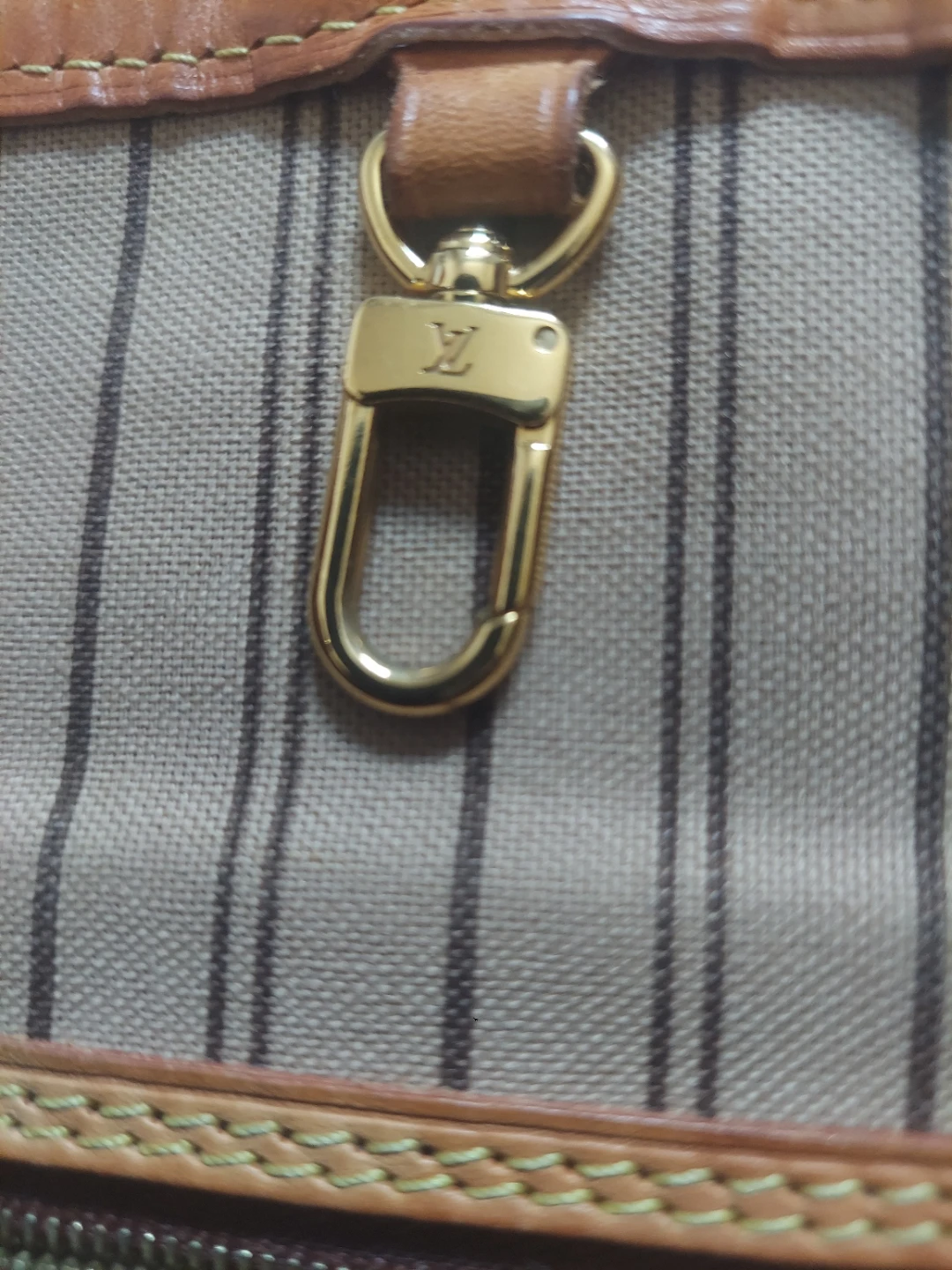 Louis Vuitton Large Monogram Hobo Bag - photo 2