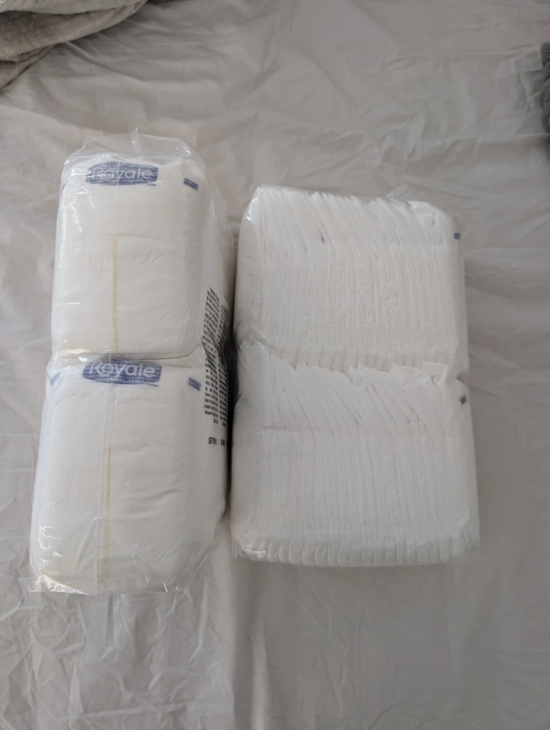 NEWBORN diapers Royale - SEALED
