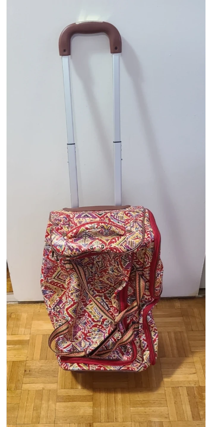 2-Wheel Roling Duffle Bag