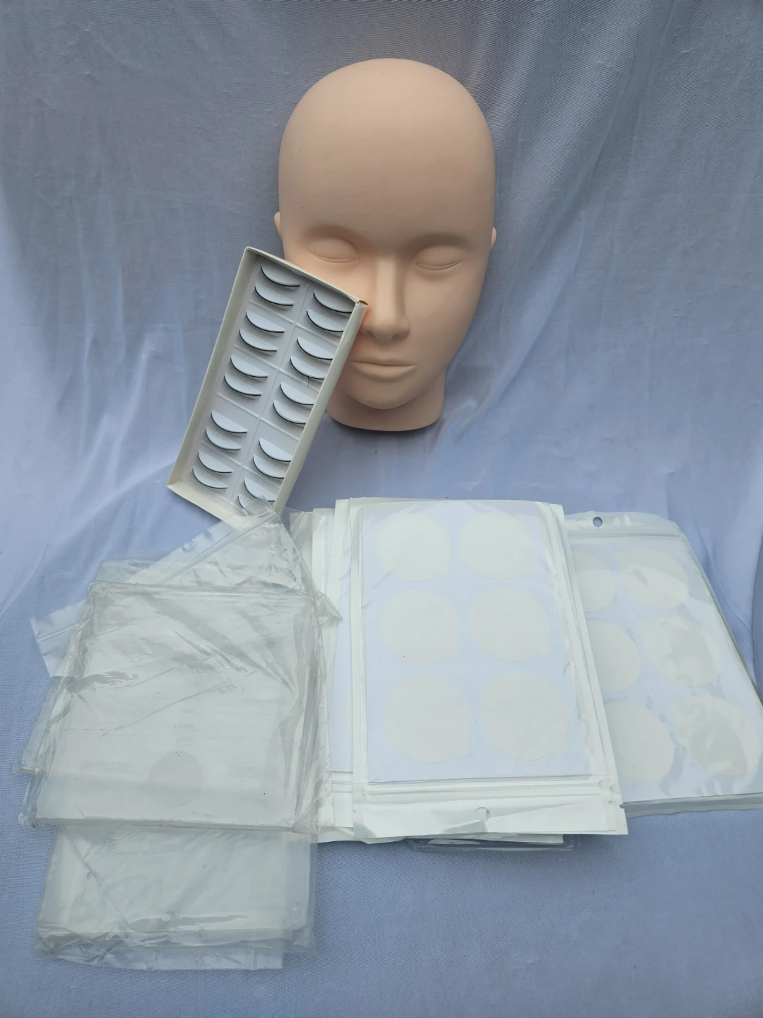 Eyelash Extension Training Kit - photo 2