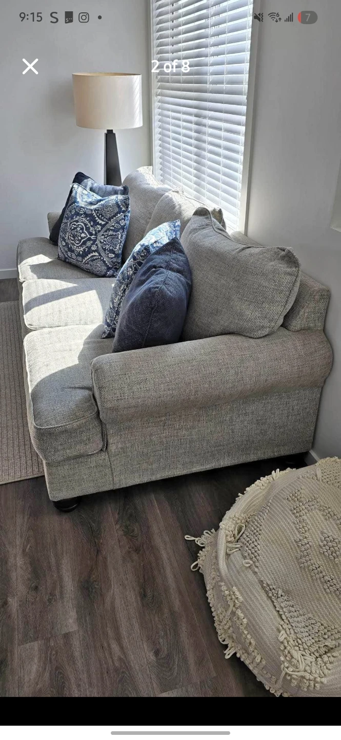Gorgeous Ashley Sofa - photo 3