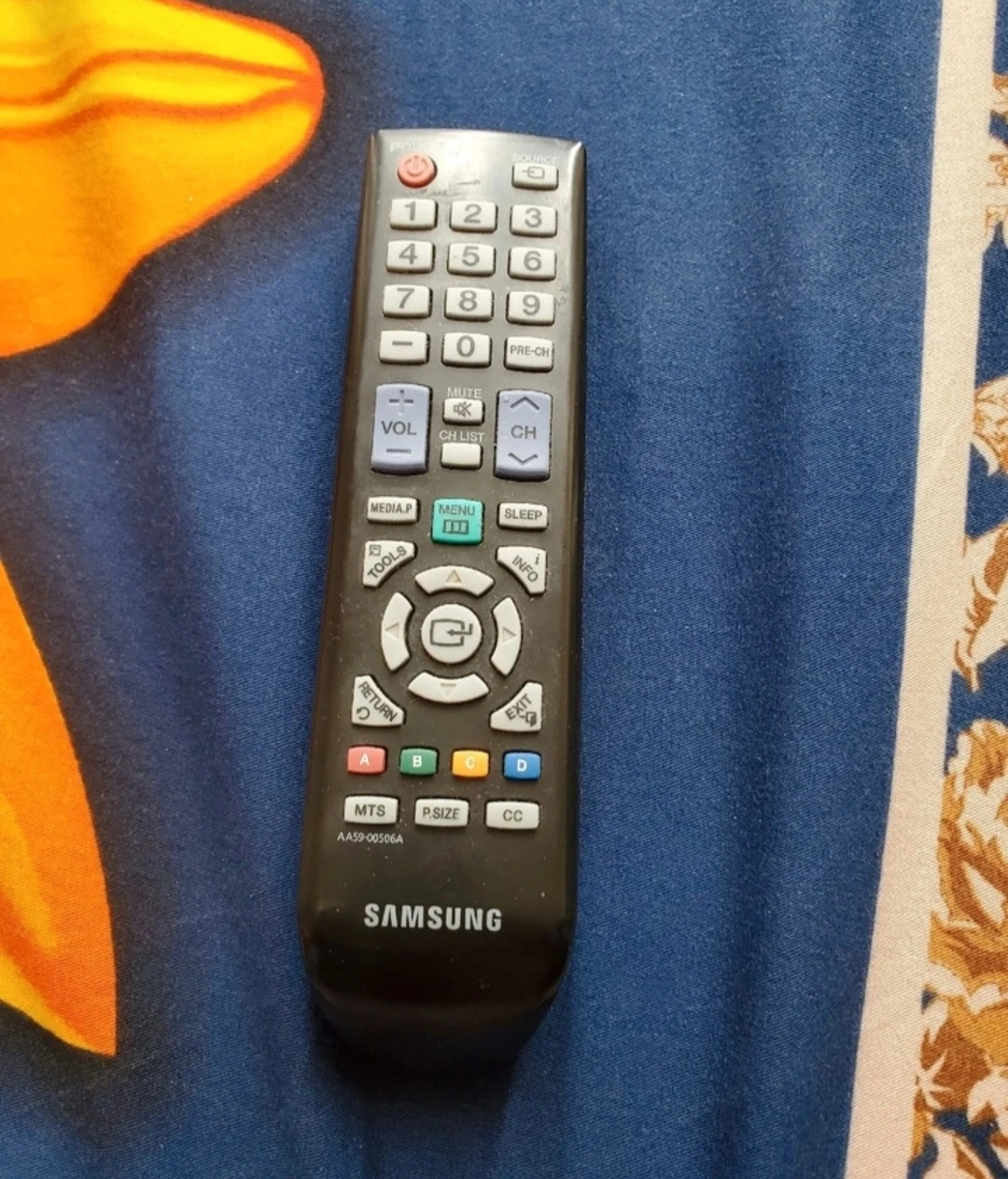 50"Tv + Glass STAND both together fs $160 - photo 2