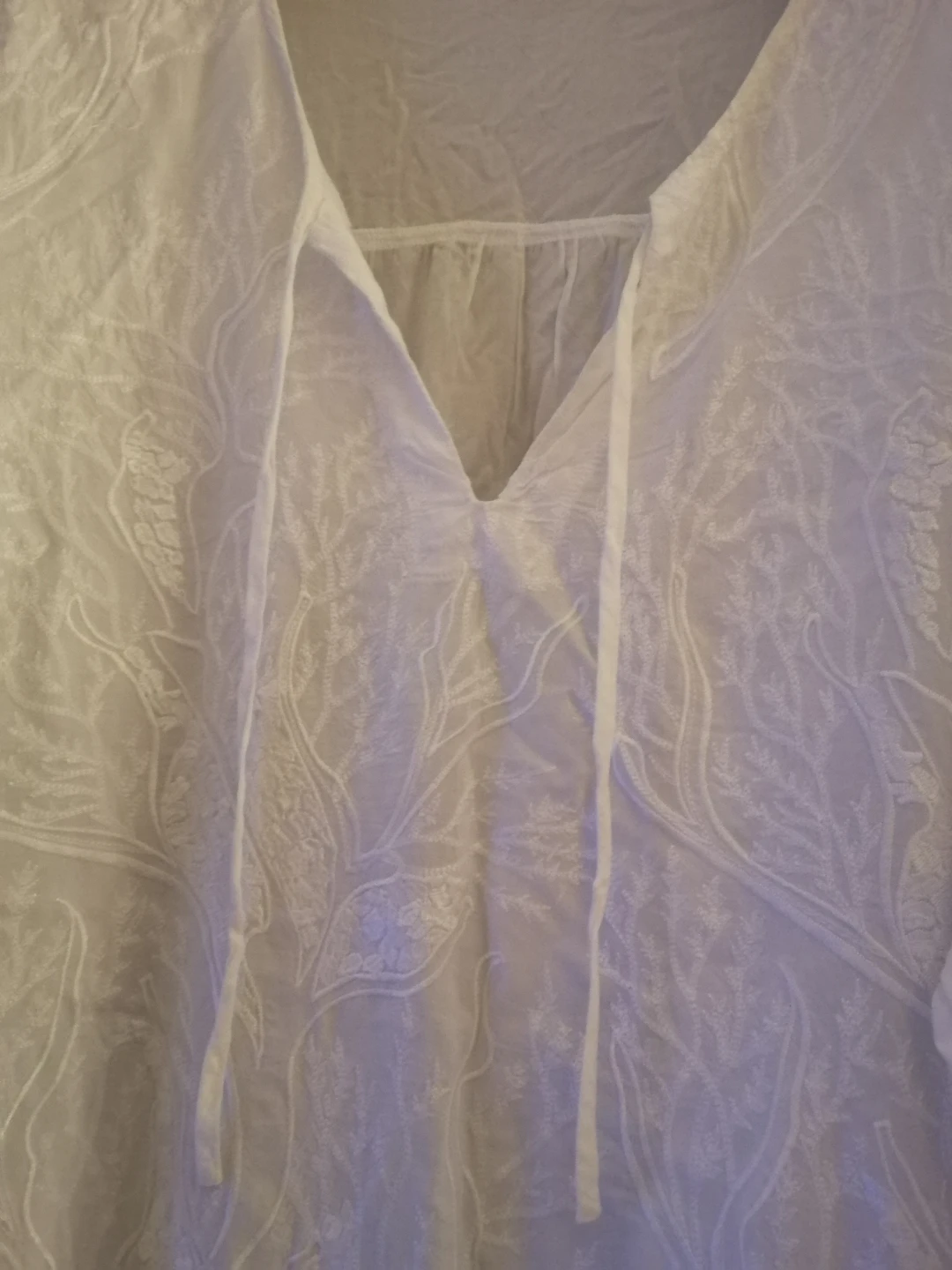 XCVI White Embroidered Tunic (Fits XL/XXL)