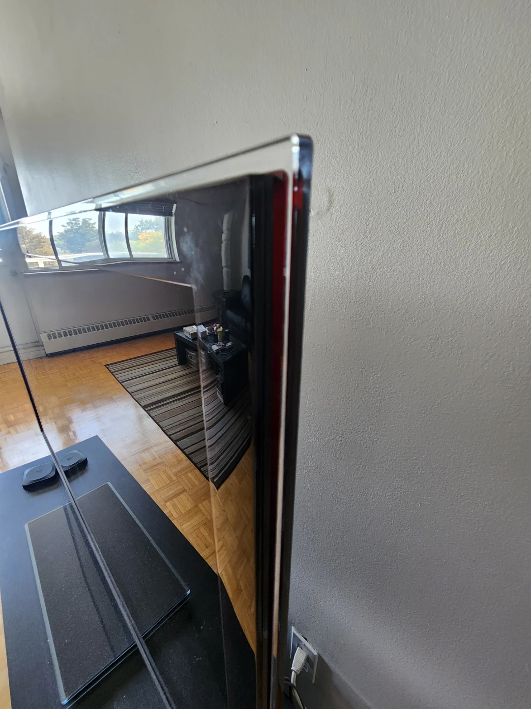 Samsung 55" TV UN55D6050TF - photo 2