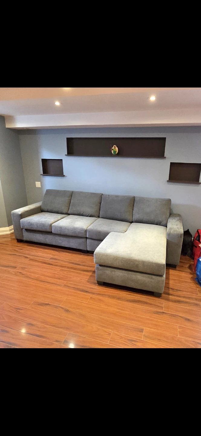 Green Sectional Sofa with Chaise