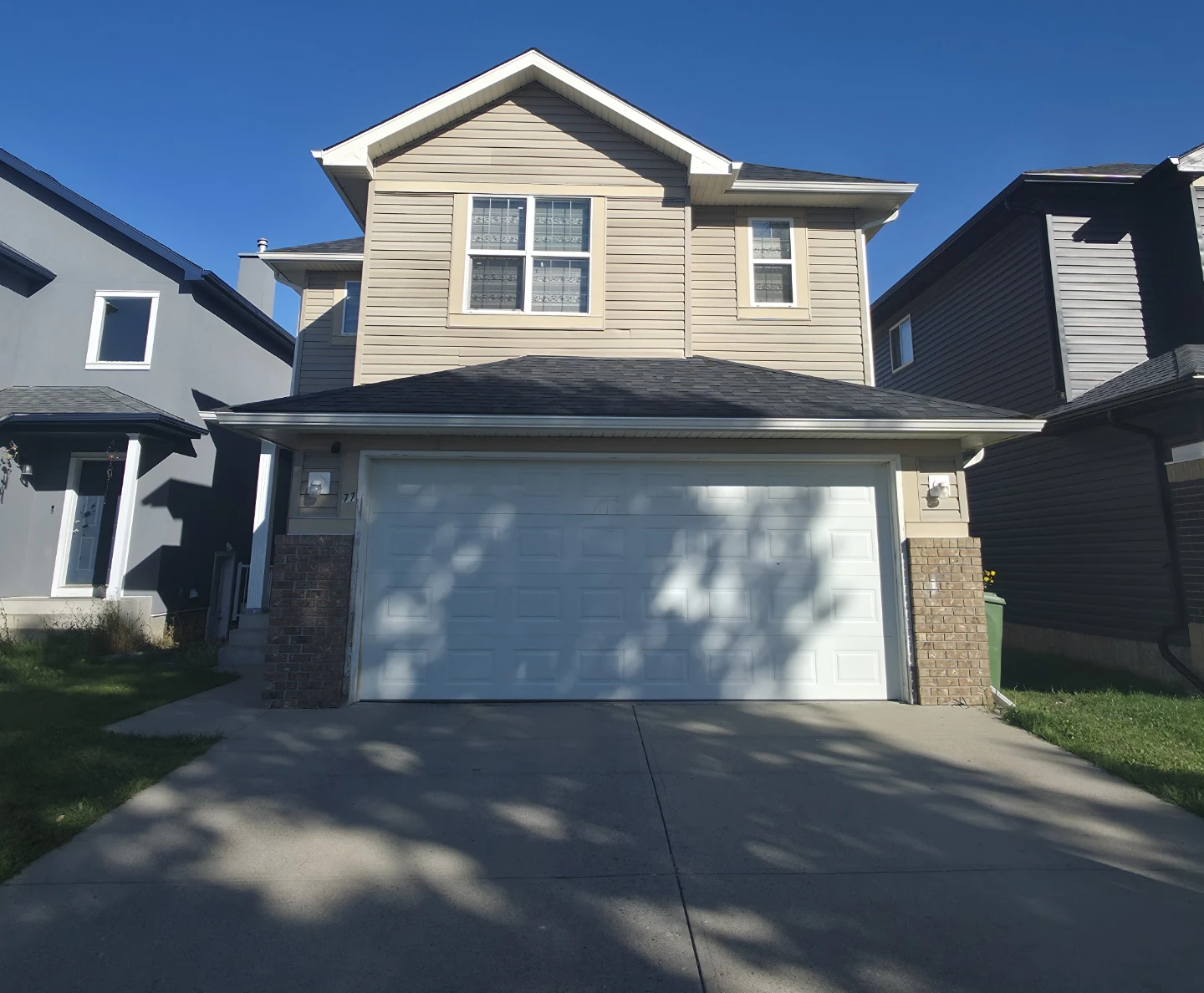 4 Beds 2.5 Baths house for rent in Saddleridge NE - photo 2