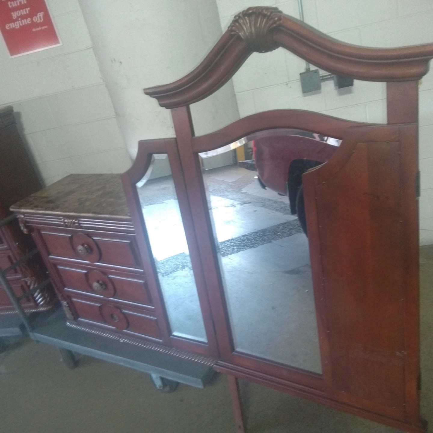 2 dressers good condition - photo 5