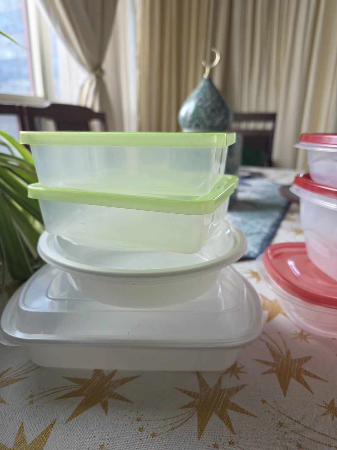 Like new Food Storage Containers - photo 3