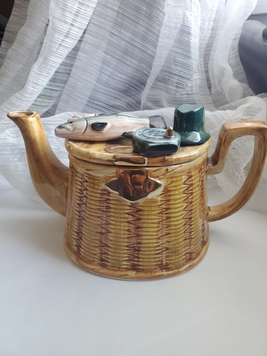Vintage Richard Parrington England Fishing Creel Teapot 1990