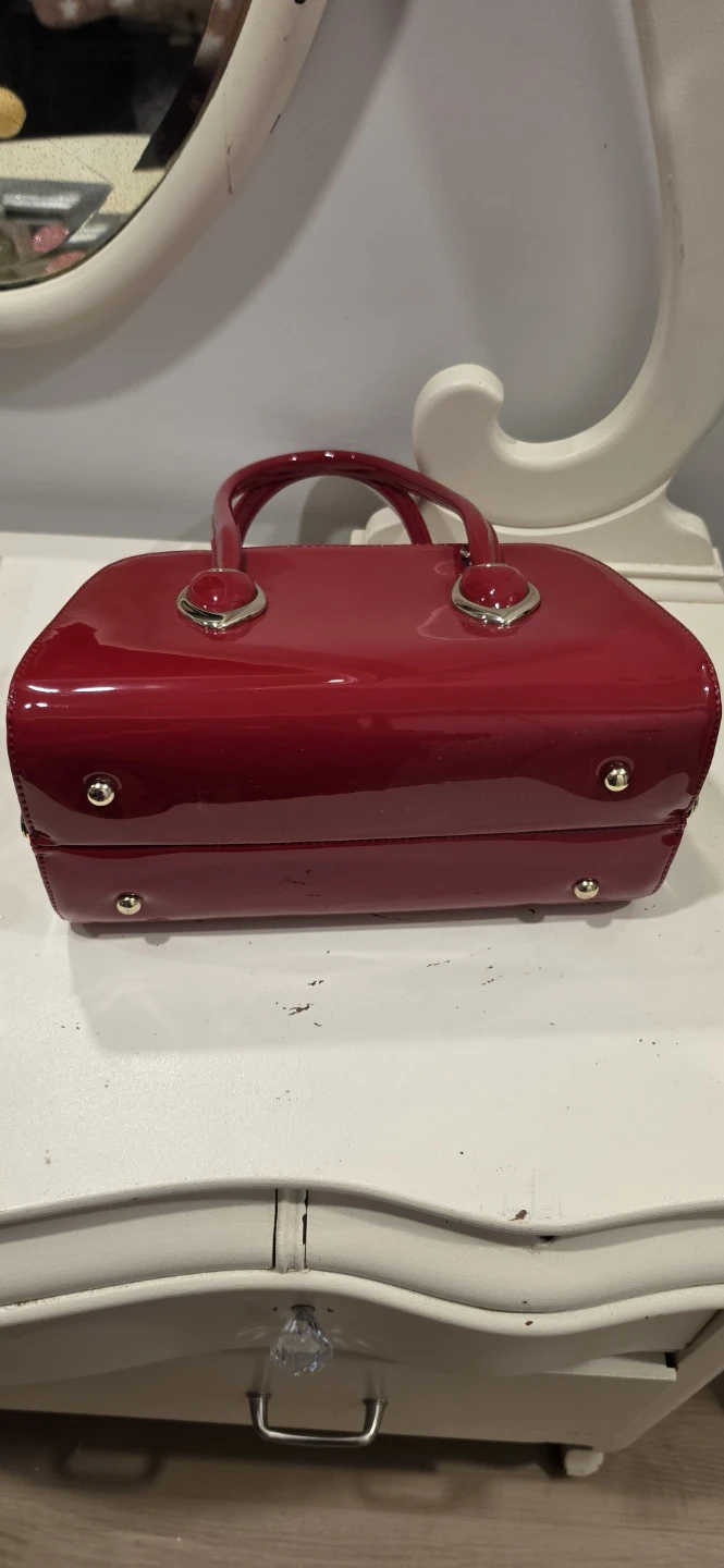 New true red and rhinestones handbag patent leather - photo 4