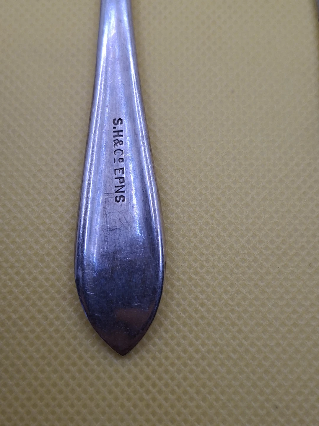 Vintage EPNS Silver-Plated Cutlery and Bowls Set - photo 4