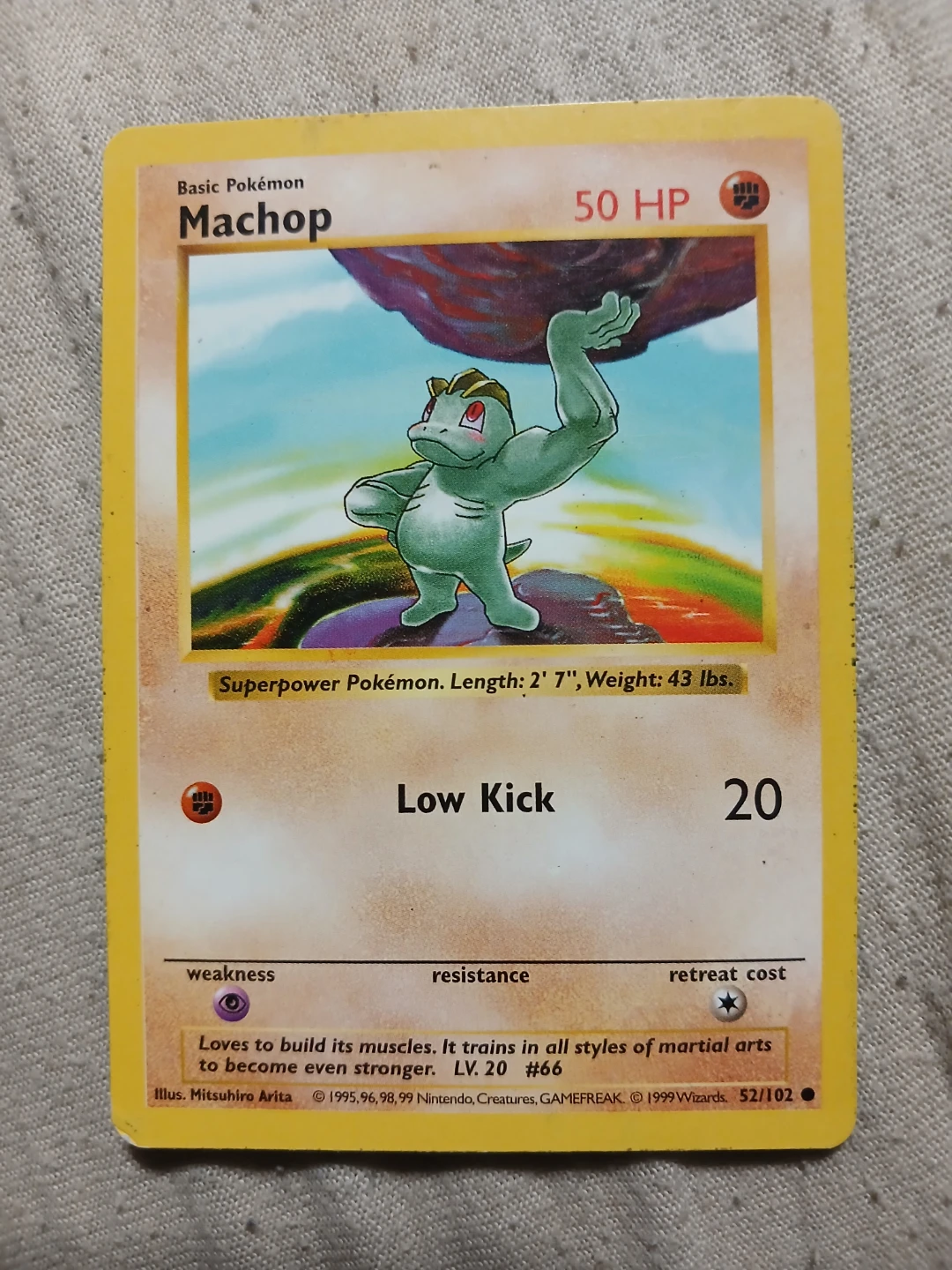 Shadowless Machop 52/102 1999 Pokémon Card