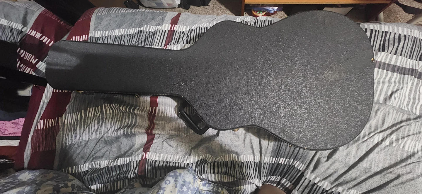 Classical Acoustic Guitar with Hard Case
