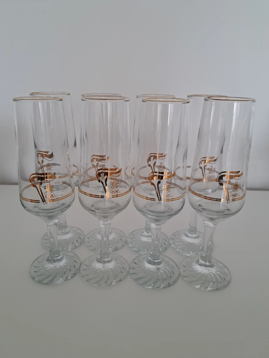The entire 35-piece set for 18 dollars. - photo 4