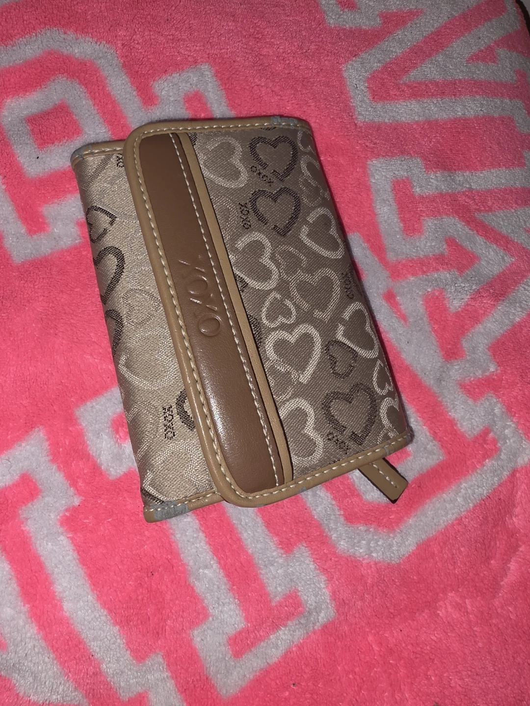 XOXO tri-fold wallet