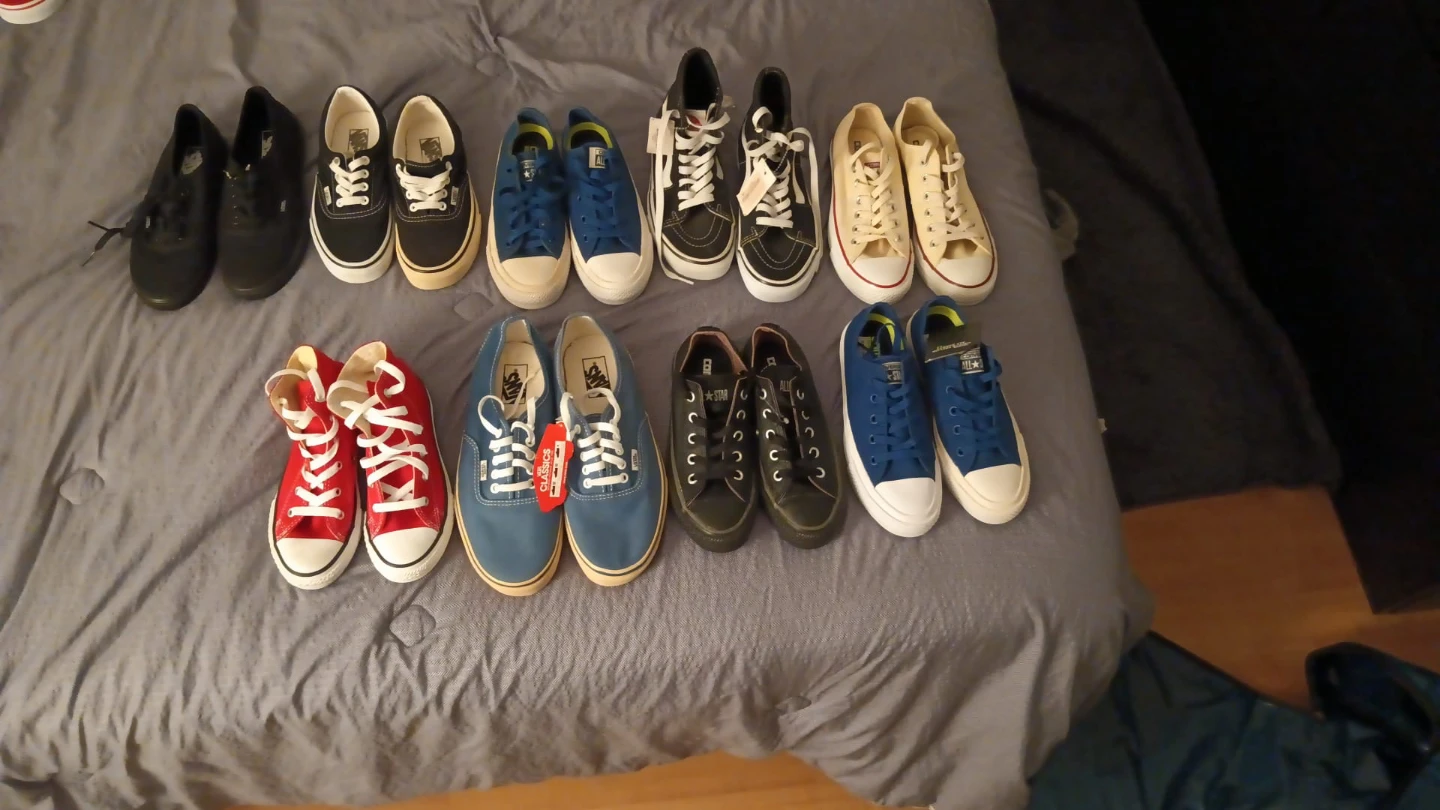 9 pairs converse and vans brand new
