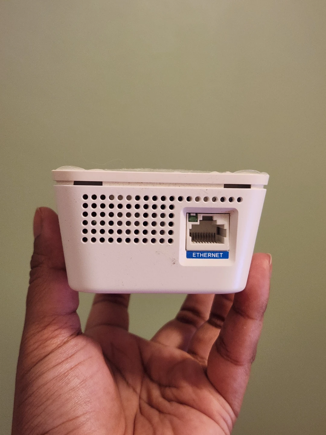 Linksys RE7000 V2 Wi-Fi Range Extender - photo 4