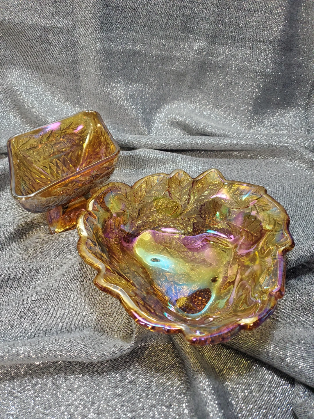 Set of two vintage marigold carnival glass bowls