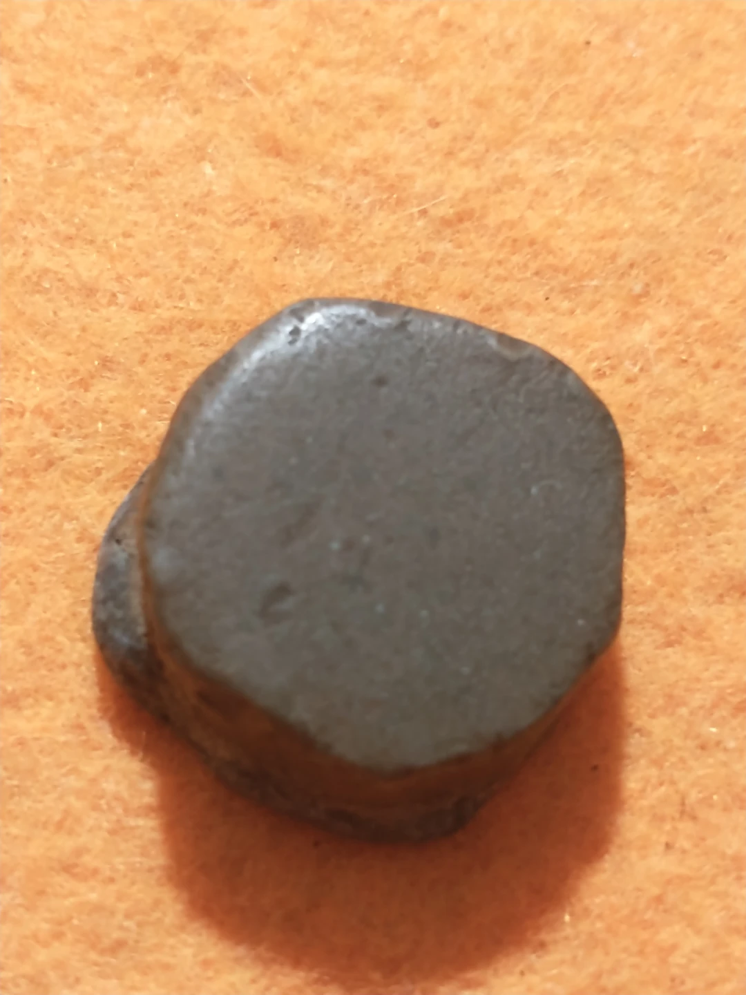 Late medieval chunky Indian coin, likely Mogul - photo 4
