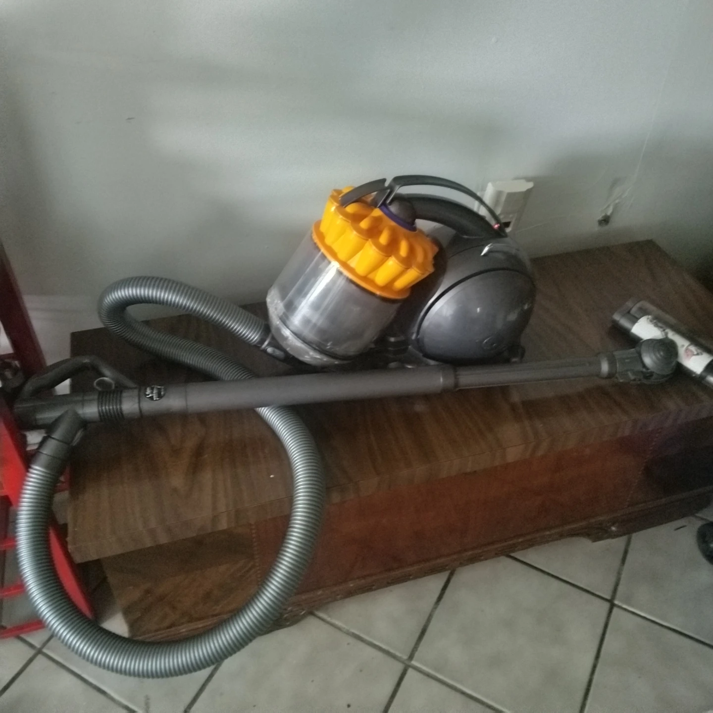Dyson Vacum cleaner working perfect - photo 4