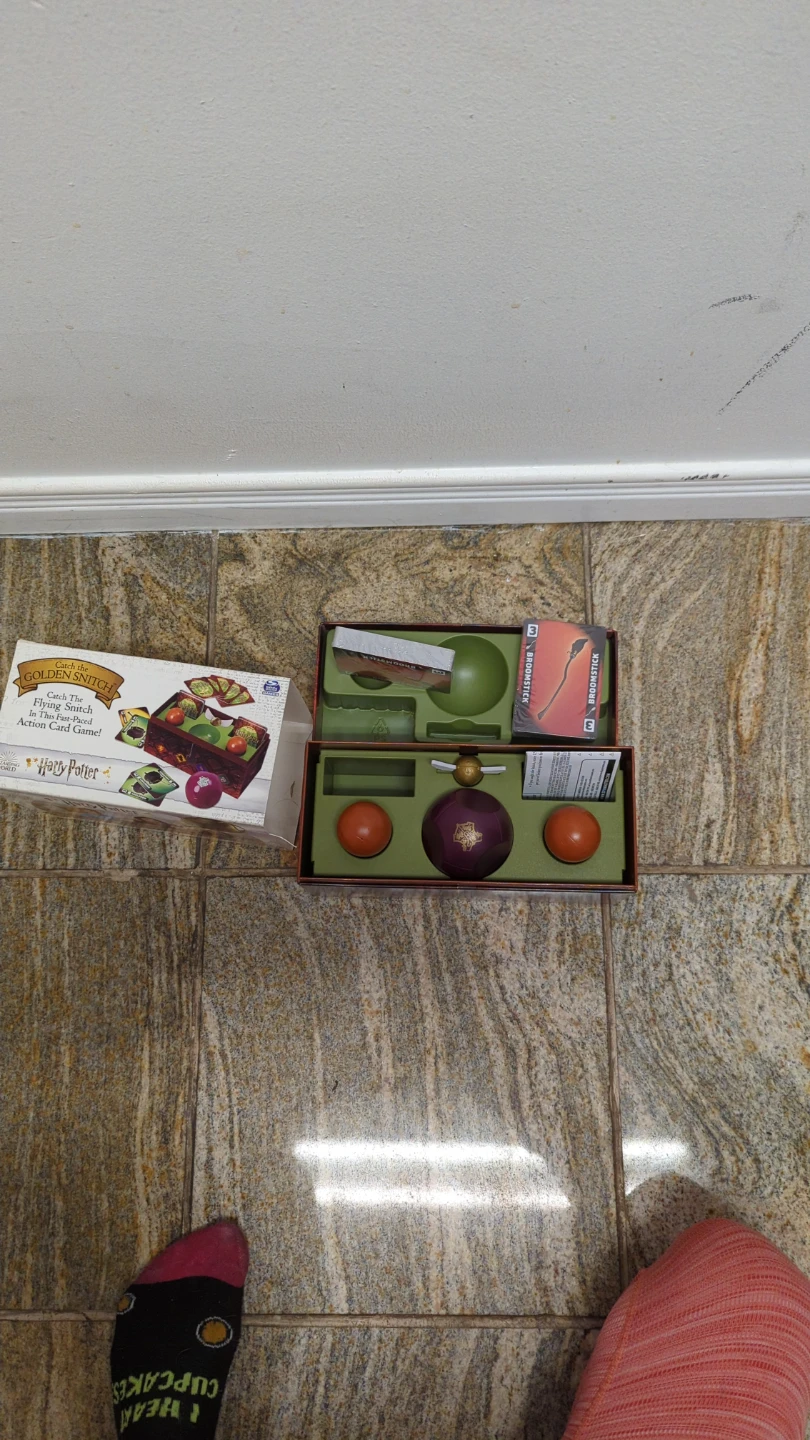 Harry Potter Catch the Golden Snitch Card Game - photo 4