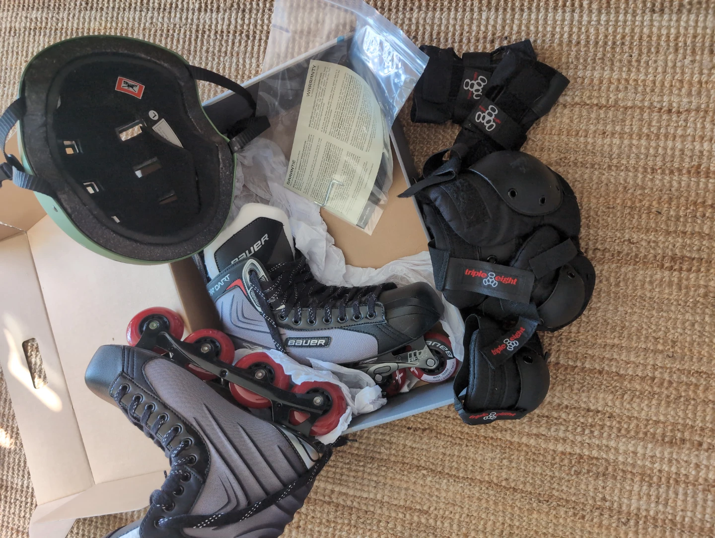 Bauer Roller Skates (Size 12) Retrospec Helmet & Triple Eight - photo 5