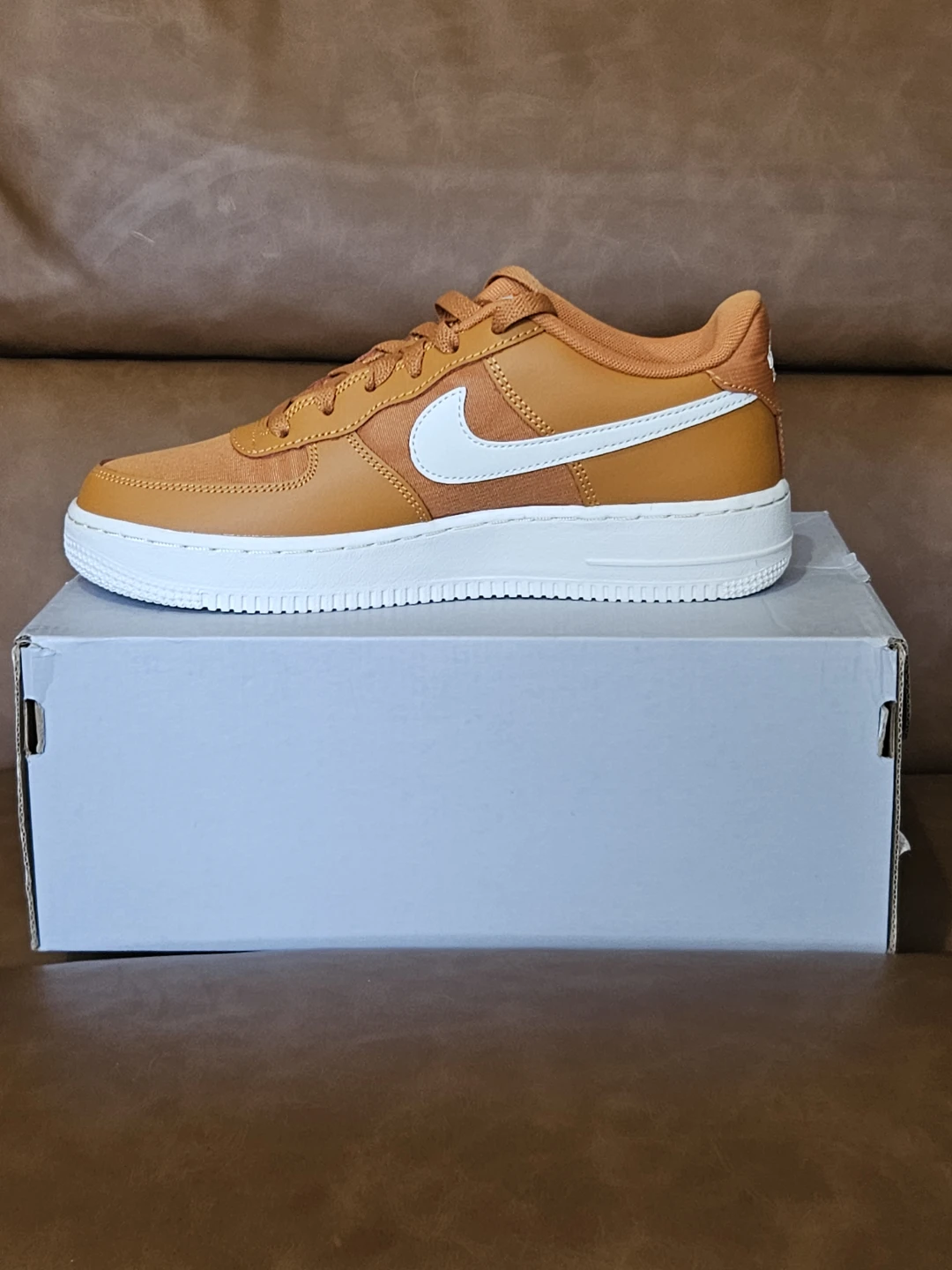 Nike Air Force 1 LV8 2 Sneakers - Size 6.5Y - photo 5