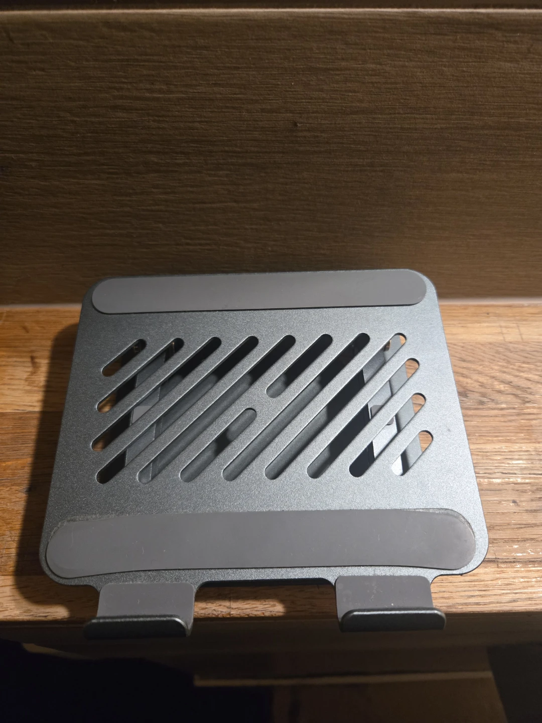 Adjustable Aluminum Laptop Stand - photo 2