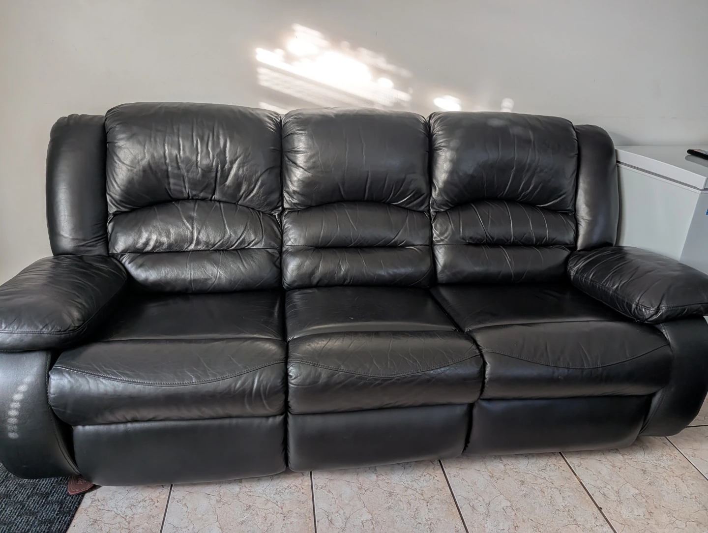 Recliner 3 seater leather sofa couch