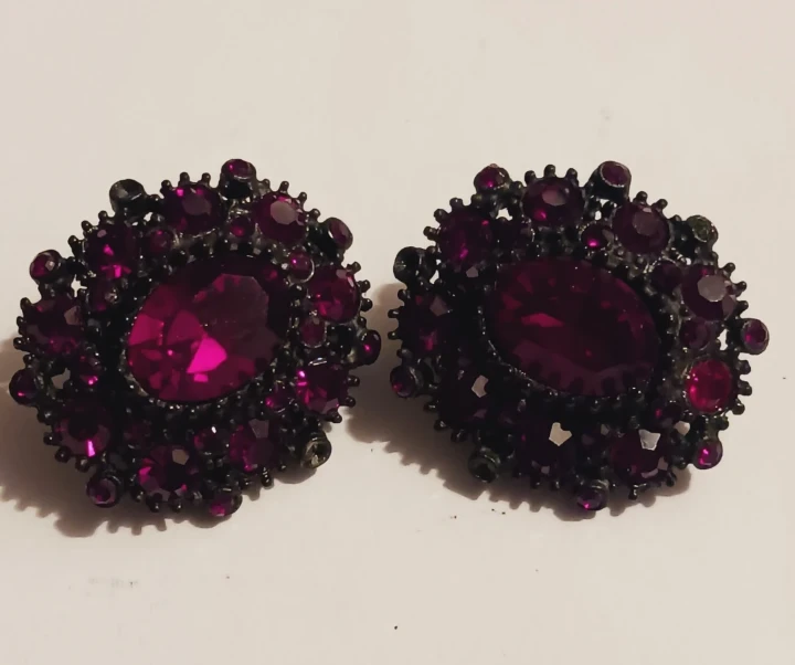 Gorgeous Magenta Rhinestone Cluster Earrings - photo 2