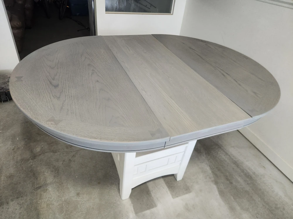 Round Extendable Dining Table - photo 3