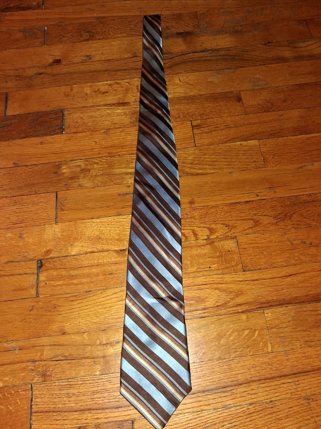 Unique Ties - photo 3