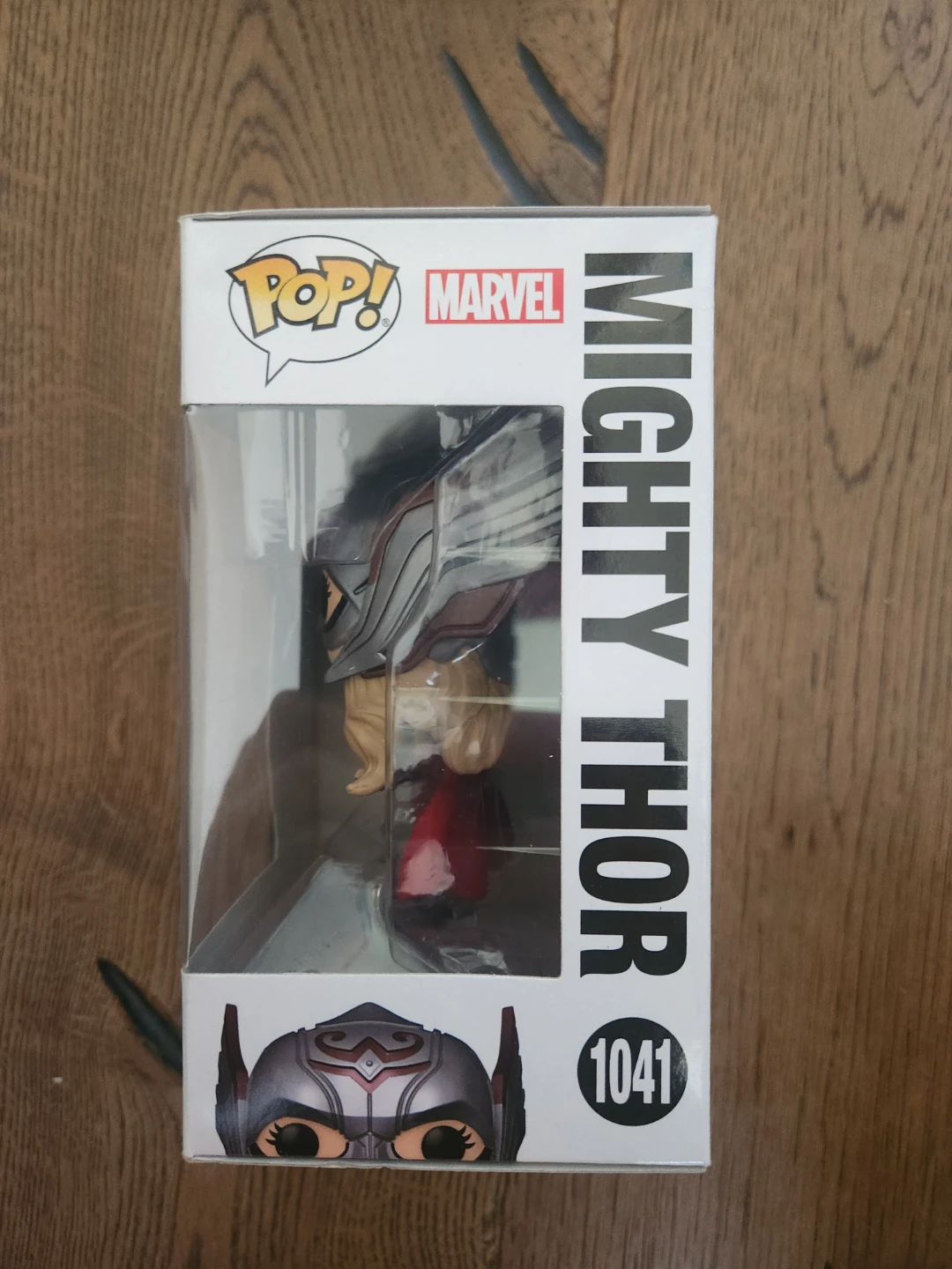 Funko Pop! Marvel Thor Love and Thunder Mighty Thor 1041 - photo 2